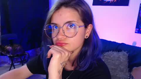 raventh_ online show from July 17, 2026, 3:02 am
