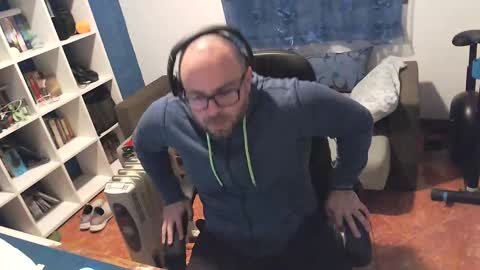 ravingr3d3 online show from March 4, 2025, 10:27 pm