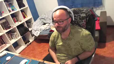 Snapshot of ravingr3d3 chatting on April 21, 2026, 10:34 pm ravingr3d3 online show from April 21, 2026, 10:34 pm