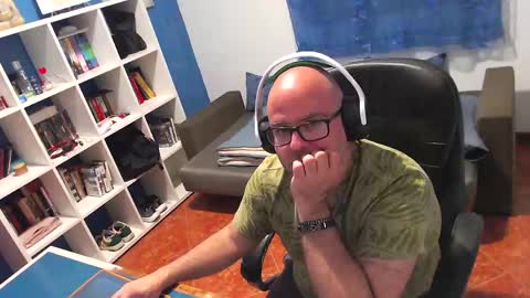 Snapshot of ravingr3d3 chatting on April 25, 2026, 9:56 pm ravingr3d3 online show from April 25, 2026, 9:56 pm