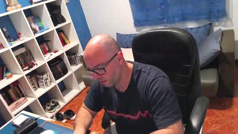 Snapshot of ravingr3d3 chatting on April 26, 2026, 9:56 pm ravingr3d3 online show from April 26, 2026, 9:56 pm