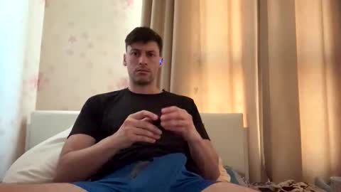 rawdr3 online show from December 3, 2025, 12:18 am