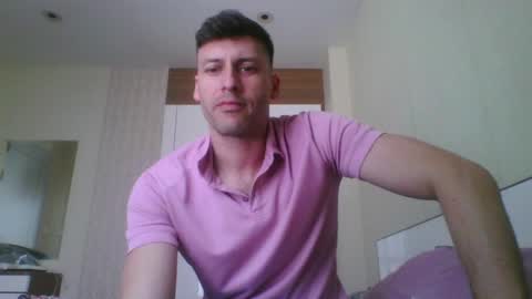 rawdr3 online show from April 7, 2026, 3:51 am