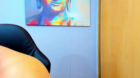 Snapshot of rawmathews chatting on December 17, 2024, 4:01 am rawmathews online show from December 17, 2024, 4:01 am