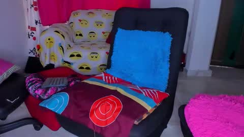 Snapshot of ray_long222 chatting on September 21, 2025, 1:35 pm ray_long222 online show from September 21, 2025, 1:35 pm