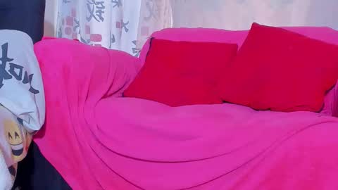 ray_long222 online show from June 7, 2026, 4:11 pm