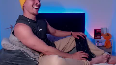 Ray online show from October 30, 2025, 12:12 am