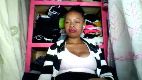 rayana_69 online show from May 15, 2026, 11:56 pm