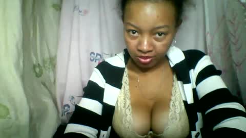rayana_69 online show from June 25, 2026, 7:18 pm
