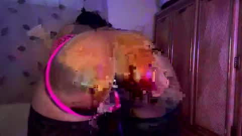 Snapshot of rayemillian chatting on June 2, 2026, 11:40 pm Raye Millian online show from June 2, 2026, 11:40 pm