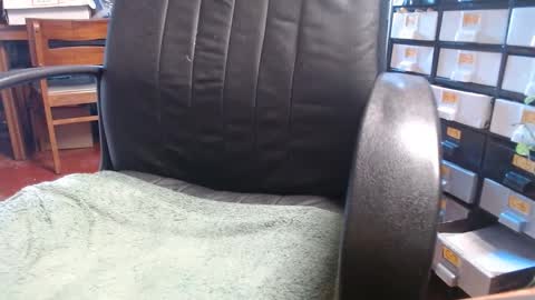 Ray online show from January 1, 2025, 3:03 pm