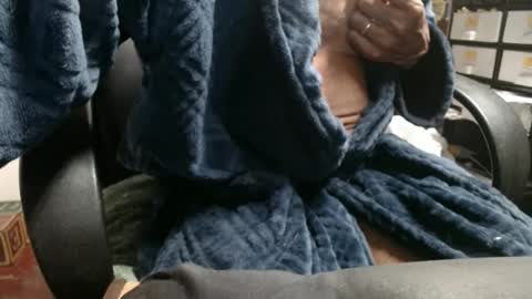 Ray online show from January 2, 2025, 2:43 am