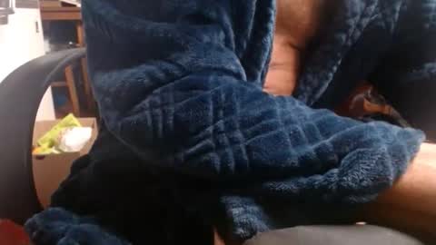 Ray online show from December 14, 2025, 2:11 pm