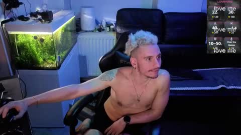 Rayzel online show from February 4, 2026, 12:05 am