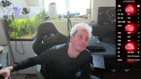 Rayzel online show from April 6, 2026, 3:02 pm