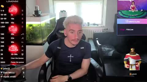 Rayzel online show from June 9, 2026, 3:23 pm