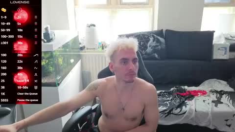 Rayzel White online show from April 26, 2026, 9:07 am