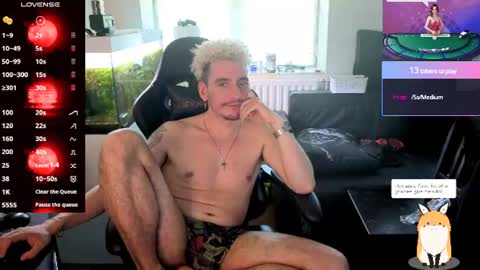 Snapshot of rayzel_white chatting on June 25, 2026, 5:50 pm Rayzel White online show from June 25, 2026, 5:50 pm