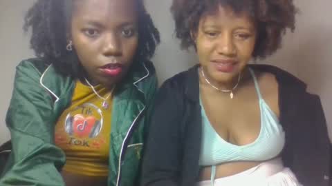 Snapshot of razanastine chatting on November 7, 2025, 2:22 am razanastine online show from November 7, 2025, 2:22 am