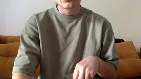 Snapshot of razvycu chatting on March 11, 2025, 7:37 am KingOfTransilvania online show from March 11, 2025, 7:37 am