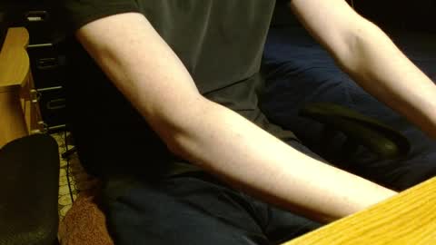 Scrappy Coco online show from April 10, 2026, 9:25 am