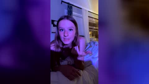 reaganguin online show from May 13, 2026, 4:43 am