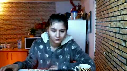 real_coupl3 online show from February 18, 2026, 4:19 am