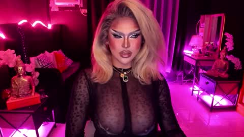 Miss Katrina De Futah Goddess of HELL online show from November 28, 2025, 3:25 pm