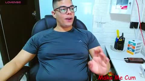 Snapshot of realjoel chatting on July 14, 2026, 12:33 pm Joel online show from July 14, 2026, 12:33 pm
