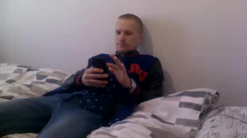 Snapshot of reallyman7 chatting on April 13, 2026, 9:37 am Ask me online show from April 13, 2026, 9:37 am