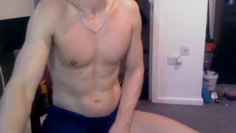 Snapshot of reallyman7 chatting on May 7, 2026, 2:44 pm Ask me online show from May 7, 2026, 2:44 pm