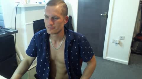 Snapshot of reallyman7 chatting on May 19, 2026, 3:13 am Ask me online show from May 19, 2026, 3:13 am