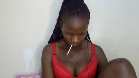 queen online show from March 11, 2025, 4:43 am