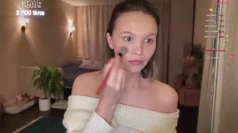 Snapshot of realsupermichael chatting on December 3, 2024, 7:00 pm AliceEve online show from December 3, 2024, 7:00 pm