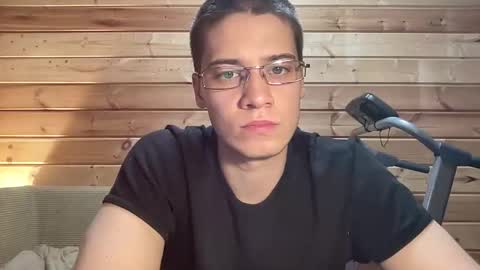 AliceEve online show from January 18, 2026, 3:38 pm