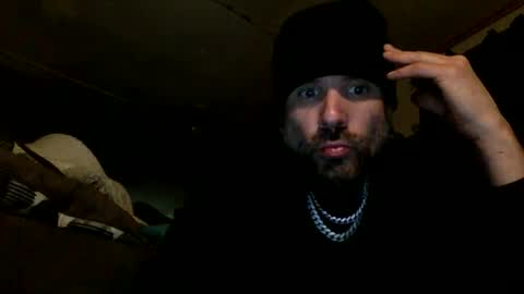 Snapshot of realzilla69 chatting on February 25, 2025, 5:52 am realzilla69 online show from February 25, 2025, 5:52 am
