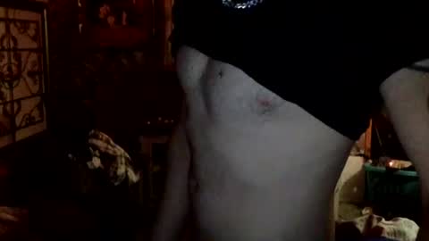 Snapshot of realzilla69 chatting on May 8, 2026, 5:35 am realzilla69 online show from May 8, 2026, 5:35 am