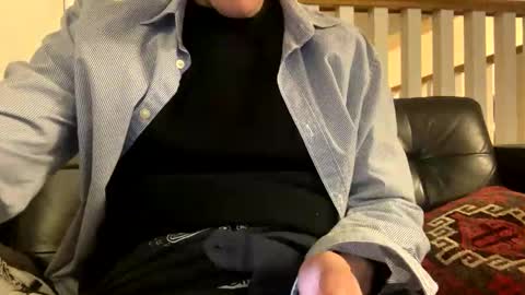 Snapshot of reasonablycurious chatting on November 17, 2025, 12:49 am reasonablycurious online show from November 17, 2025, 12:49 am