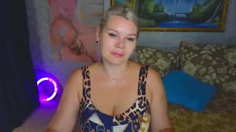 Im a little sick. Ill be back soon. online show from September 14, 2025, 2:16 pm