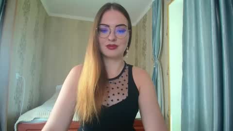 Rebecca online show from September 13, 2025, 11:10 am