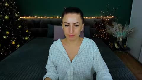 Snapshot of rebecca_diamonds chatting on January 8, 2025, 5:59 am rebecca_diamonds online show from January 8, 2025, 5:59 am