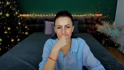 Snapshot of rebecca_diamonds chatting on January 10, 2025, 9:44 am rebecca_diamonds online show from January 10, 2025, 9:44 am