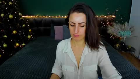 Snapshot of rebecca_diamonds chatting on January 13, 2025, 9:52 am rebecca_diamonds online show from January 13, 2025, 9:52 am