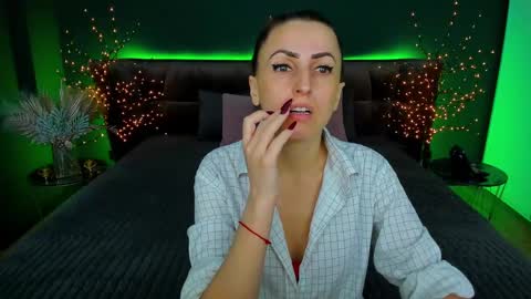Snapshot of rebecca_diamonds chatting on January 29, 2025, 6:43 am rebecca_diamonds online show from January 29, 2025, 6:43 am