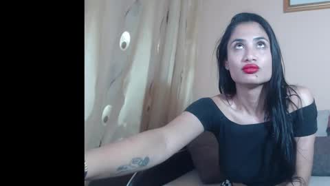 rebecka_sweet online show from May 26, 2026, 5:20 pm