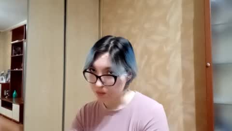 Zoe online show from February 18, 2026, 2:13 pm