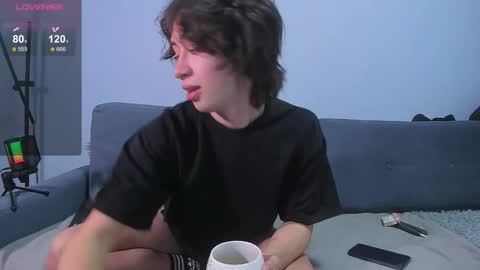 Snapshot of recklessalan chatting on November 19, 2025, 4:23 am Alan online show from November 19, 2025, 4:23 am