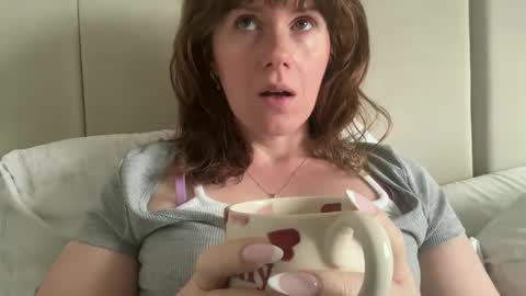 Snapshot of red_head_rosie_69 chatting on May 20, 2026, 9:04 am Rosie online show from May 20, 2026, 9:04 am