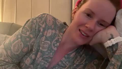 Snapshot of red_head_rosie_69 chatting on May 26, 2026, 6:48 pm Rosie online show from May 26, 2026, 6:48 pm