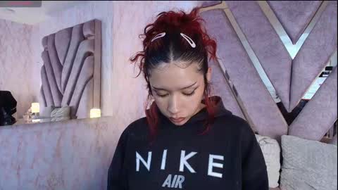 red_pandaa online show from December 23, 2025, 2:31 am